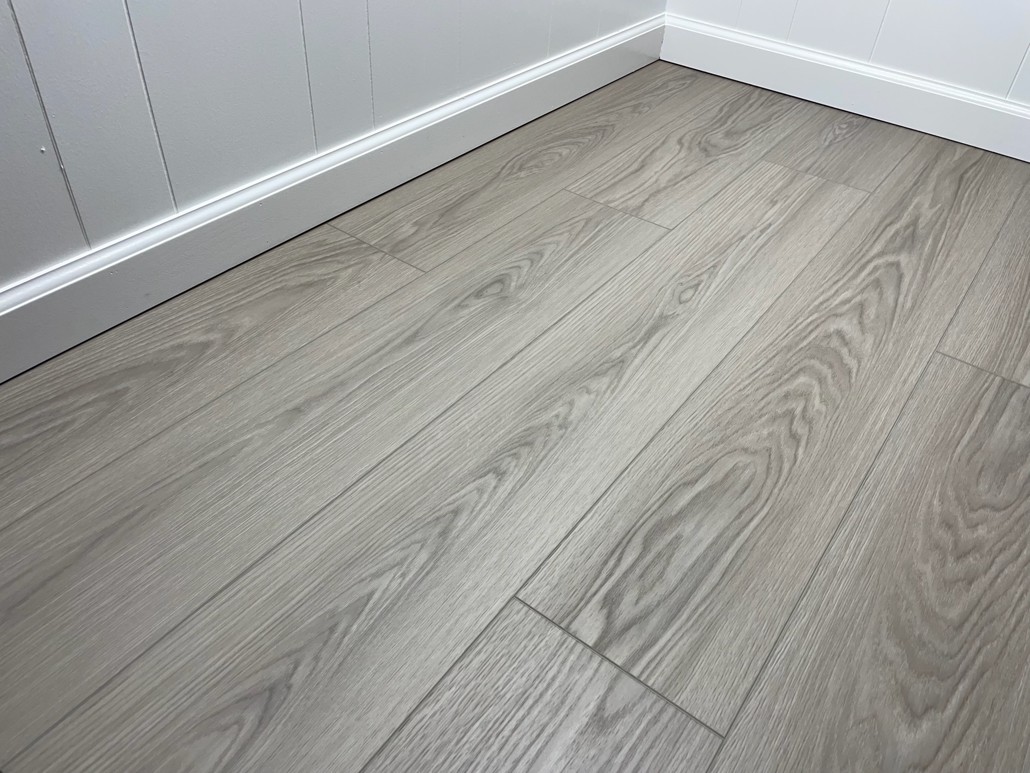 Petronas floor color sample